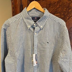 Vineyard Vines Men's Navy and White Plaid Shirt Men’s L